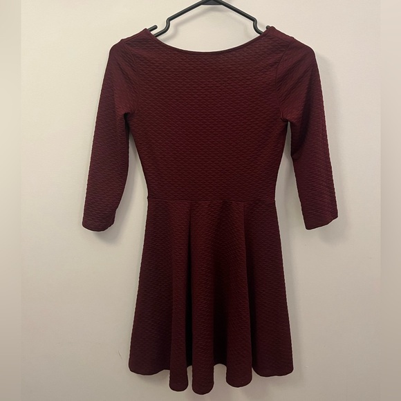 Mini burgundy winter dress - Picture 4 of 4